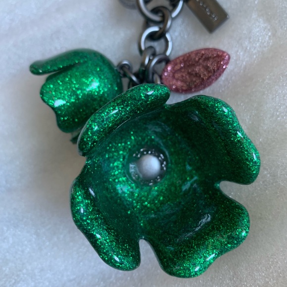Coach Glitter Resin Tea Rose keychain /Bag Charm - Picture 6 of 7